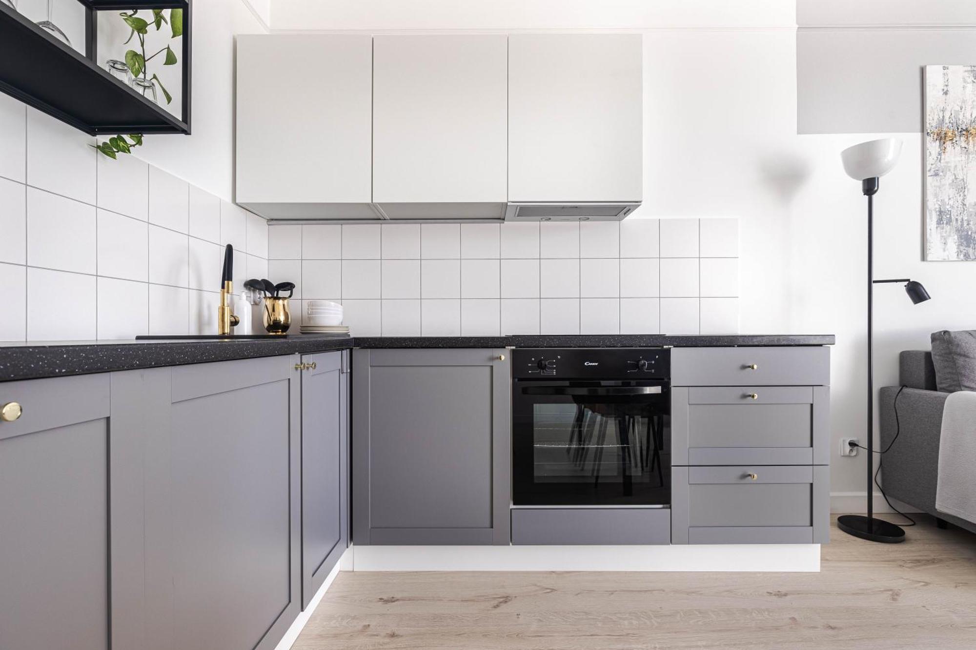 Spacious & Quiet Apt - Old Town & Kazimierz Krakow Bagian luar foto